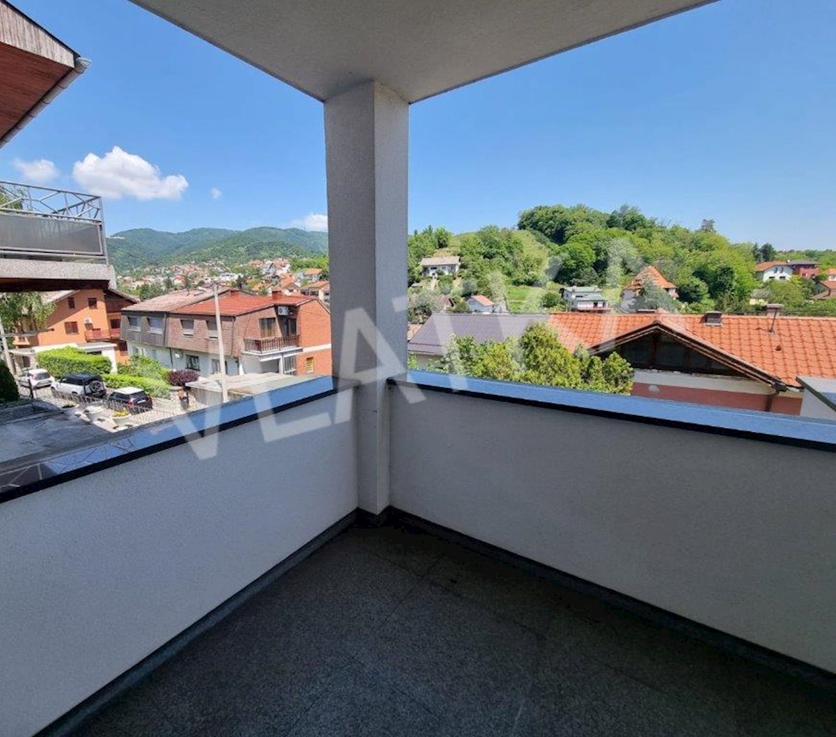 CASA MODERNA CON 9 CAMERE  A MLINOVI