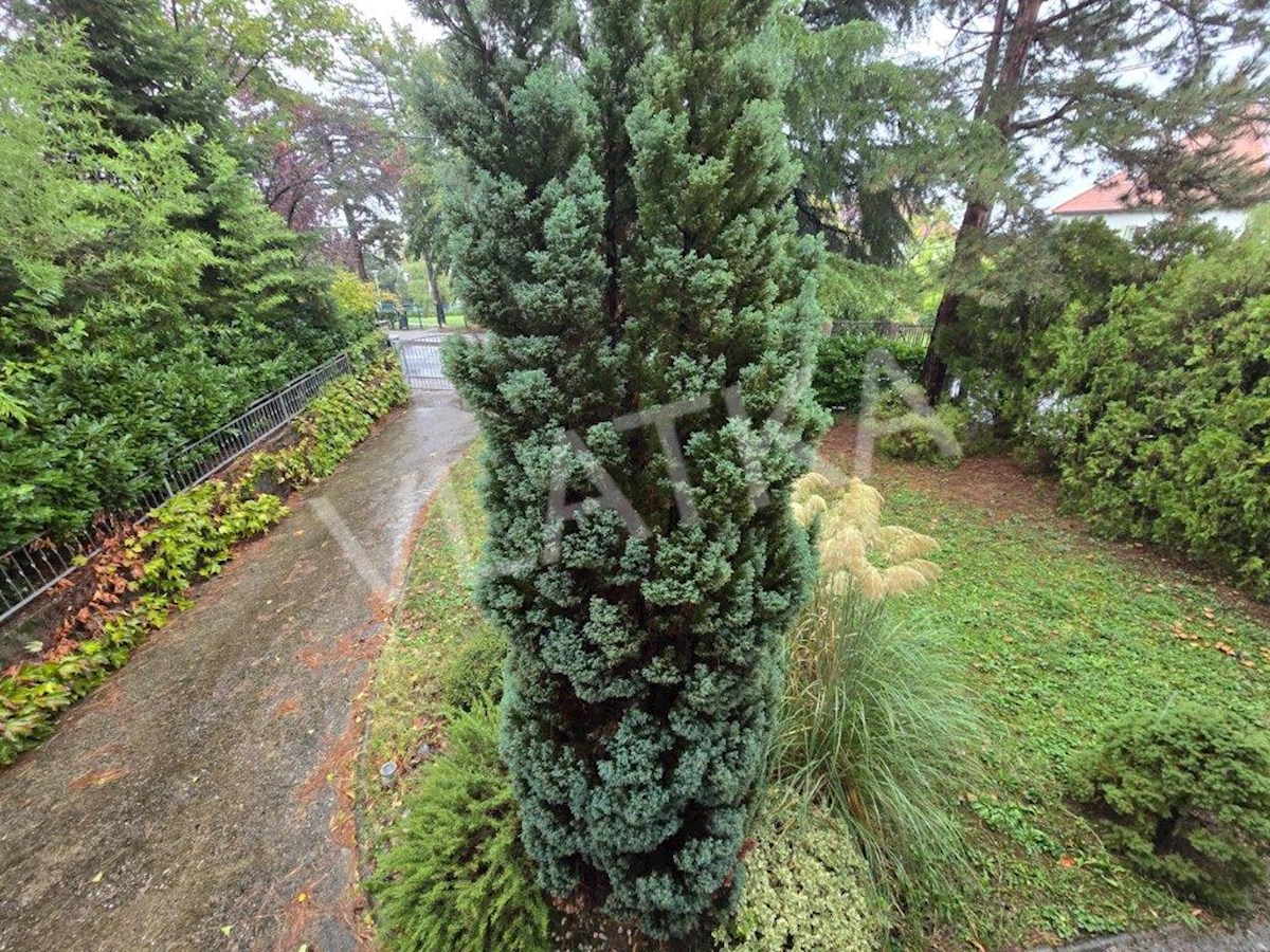 CASA UNIFAMILIARE CON GIARDINO E GARAGE A PANTOVČAK