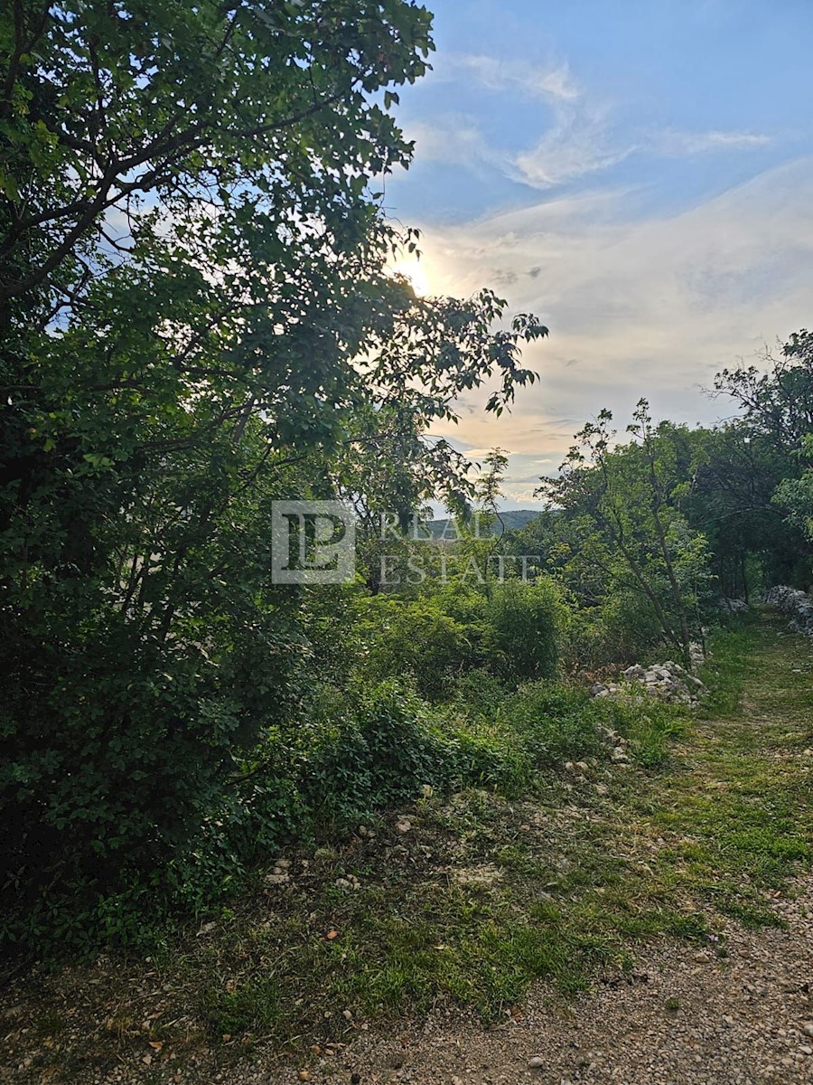 NOVI VINODOLSKI - terreno edificabile con vista mare