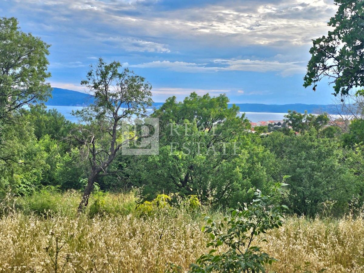 NOVI VINODOLSKI - terreno edificabile con vista mare