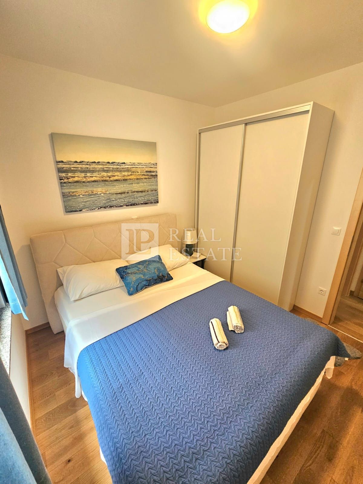 CRIKVENICA - VENDITA ESCLUSIVA - grazioso appartamento con terrazza e parcheggio privato