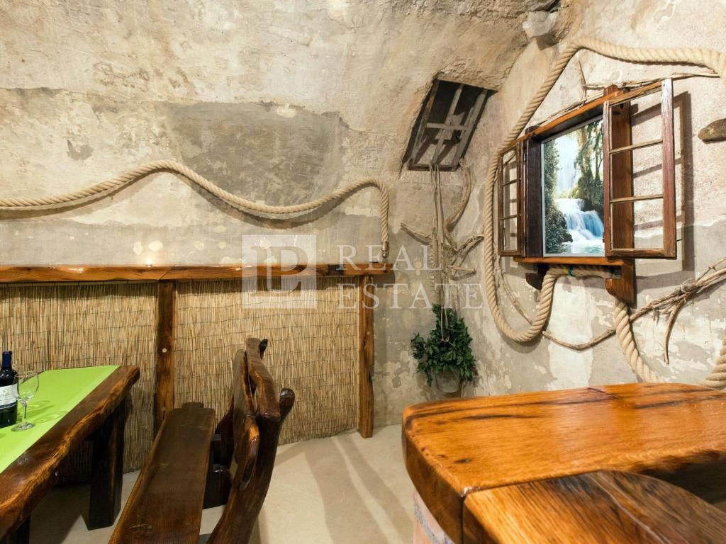 CRIKVENICA - splendida casa in pietra con vista panoramica sul mare