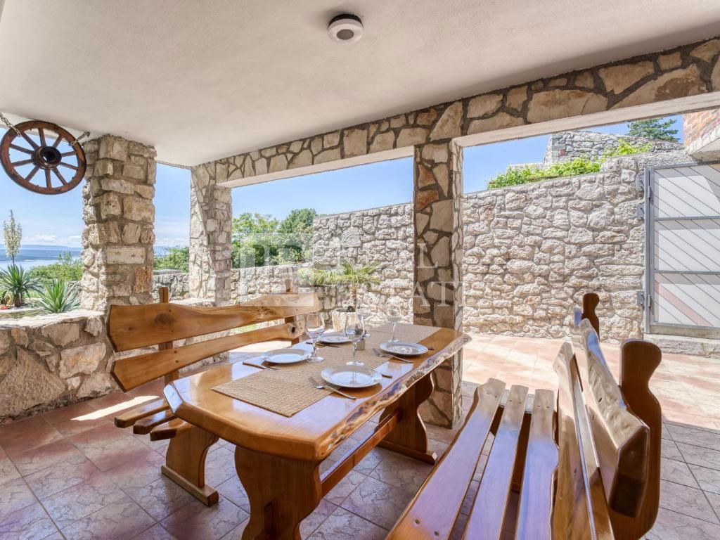 CRIKVENICA - splendida casa in pietra con vista panoramica sul mare