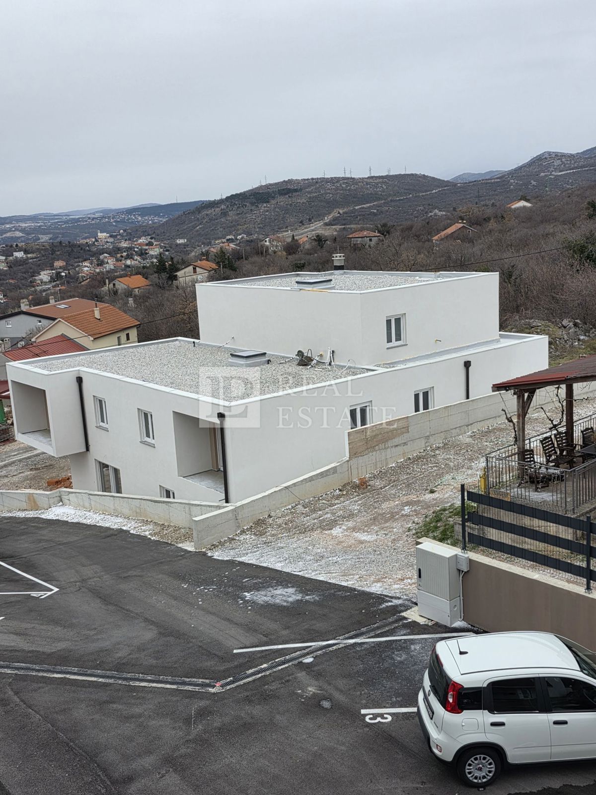 HRELJIN - appartamento di lusso con due camere da letto e terrazza in un edificio di nuova costruzione