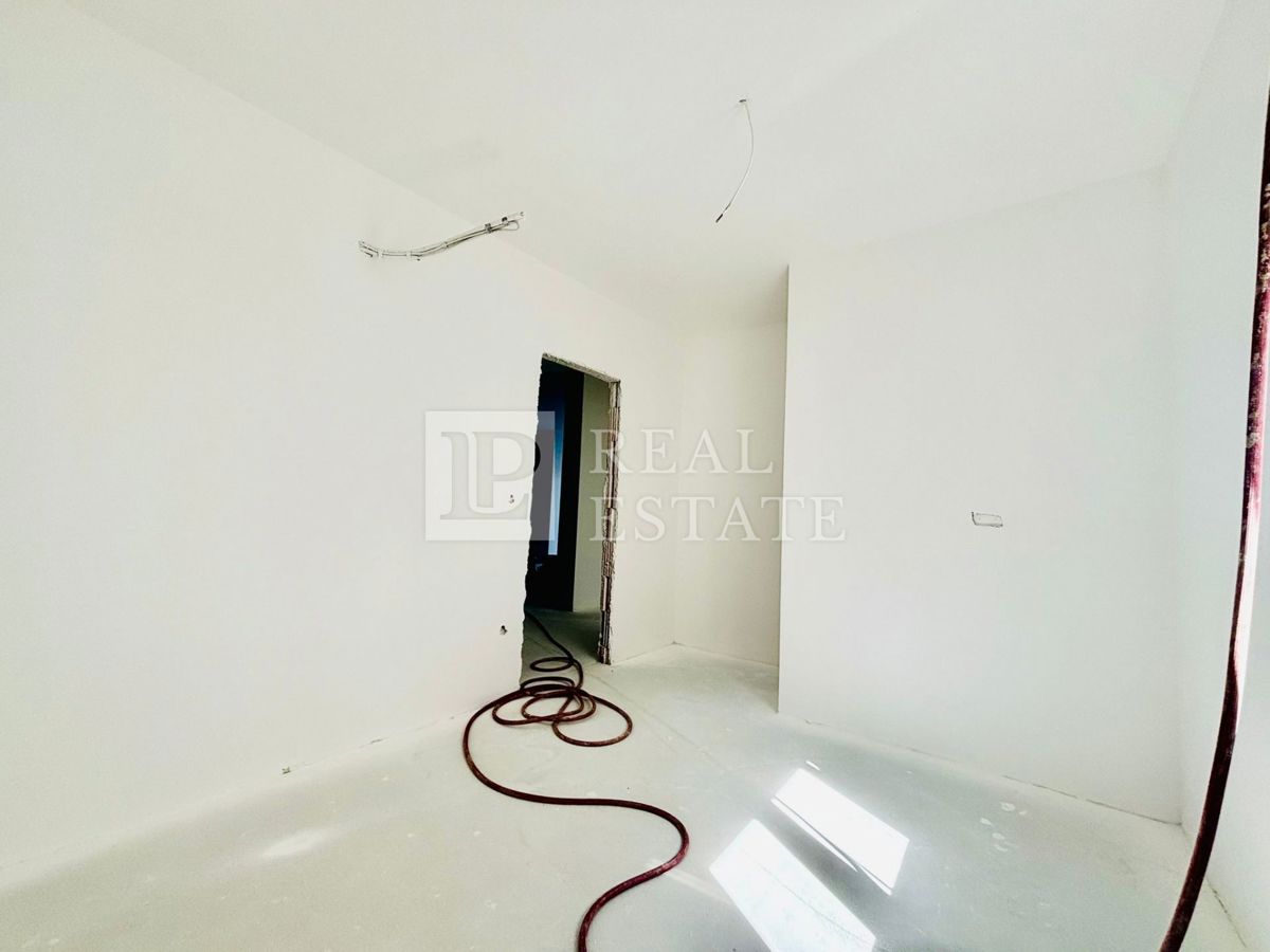 HRELJIN - appartamento di lusso con due camere da letto e terrazza in un edificio di nuova costruzione