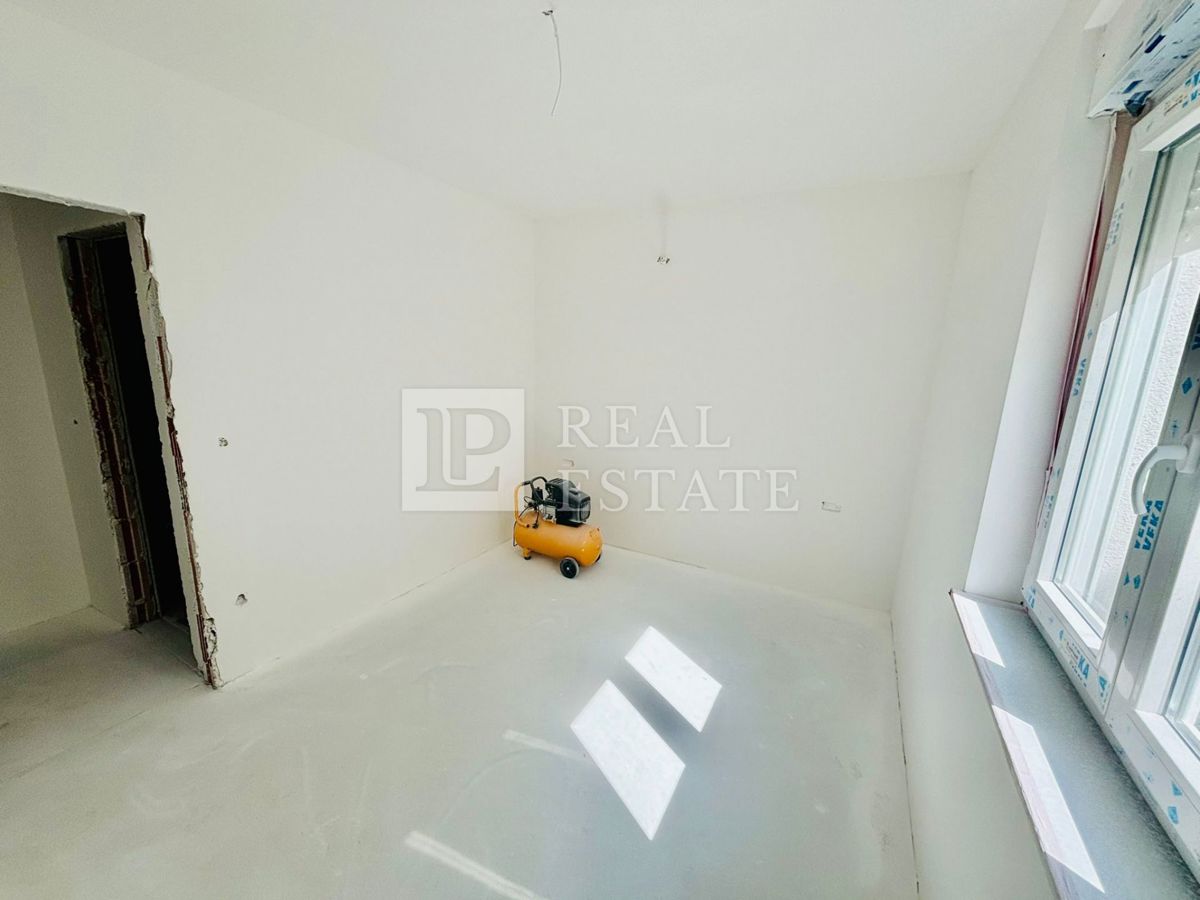 HRELJIN - appartamento di lusso con due camere da letto e terrazza in un edificio di nuova costruzione