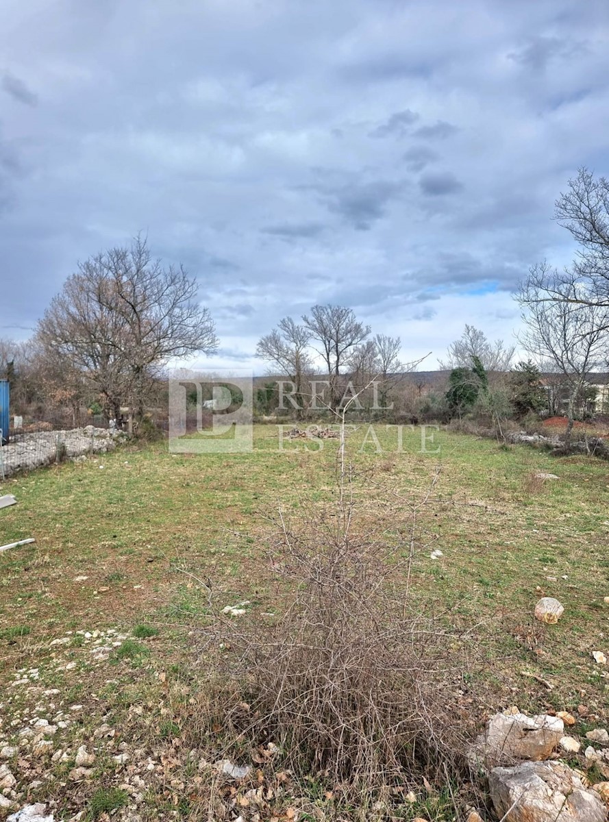 MALINSKA - terreno agricolo