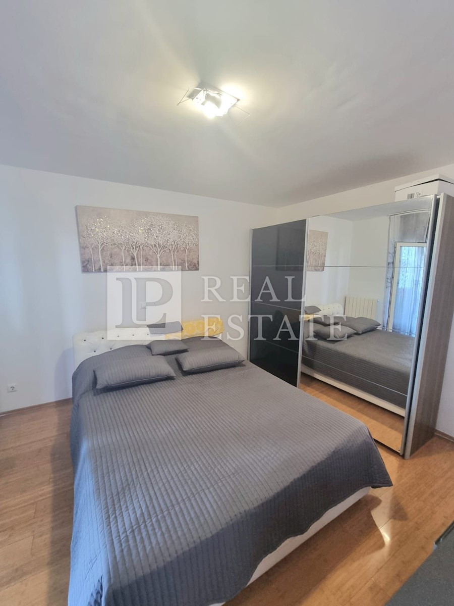 CRIKVENICA - appartamento moderno arredato di 125 m2 con vista mare