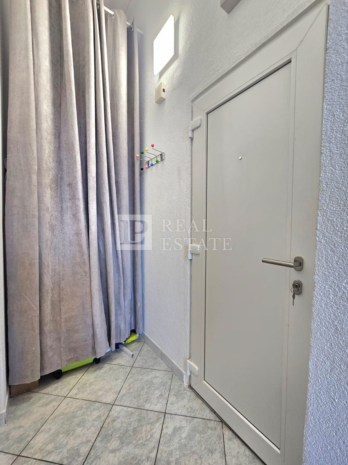CRIKVENICA - VENDITA ESCLUSIVA - appartamento splendidamente arredato con vista sul mare aperto