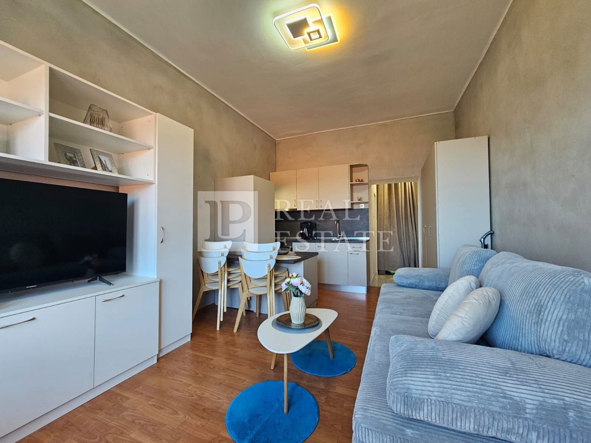 CRIKVENICA - VENDITA ESCLUSIVA - appartamento splendidamente arredato con vista sul mare aperto