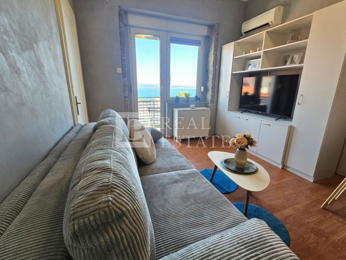 CRIKVENICA - VENDITA ESCLUSIVA - appartamento splendidamente arredato con vista sul mare aperto