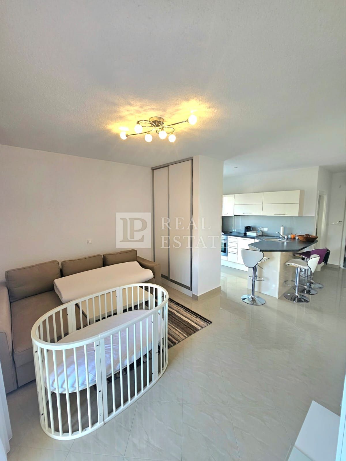 JADRANOVO - bellissimo appartamento con spaziosa terrazza di 35 m2