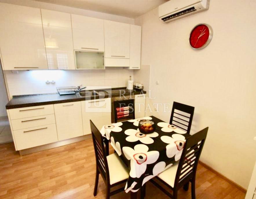 CRIKVENICA - splendido appartamento in prima fila sul mare