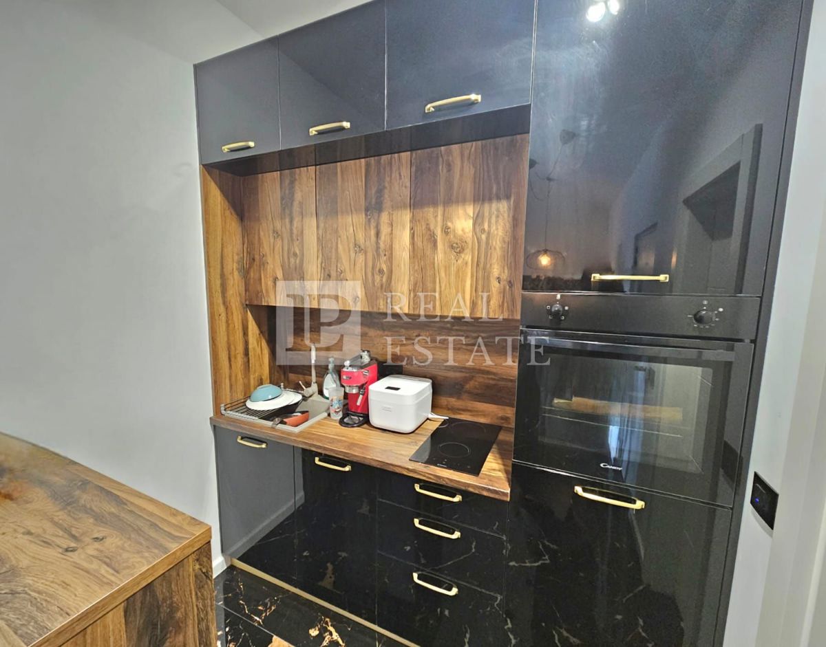 CRIKVENICA - nuovo edificio con vista mare aperto