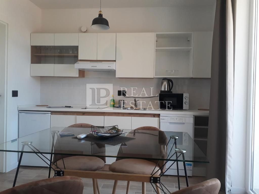 CRIKVENICA - nuovo edificio con vista mare aperto