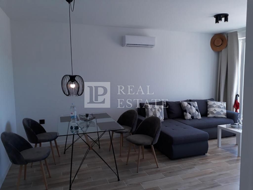 CRIKVENICA - nuovo edificio con vista mare aperto