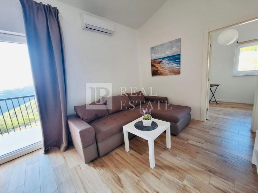 CRIKVENICA - nuovo edificio con vista mare aperto