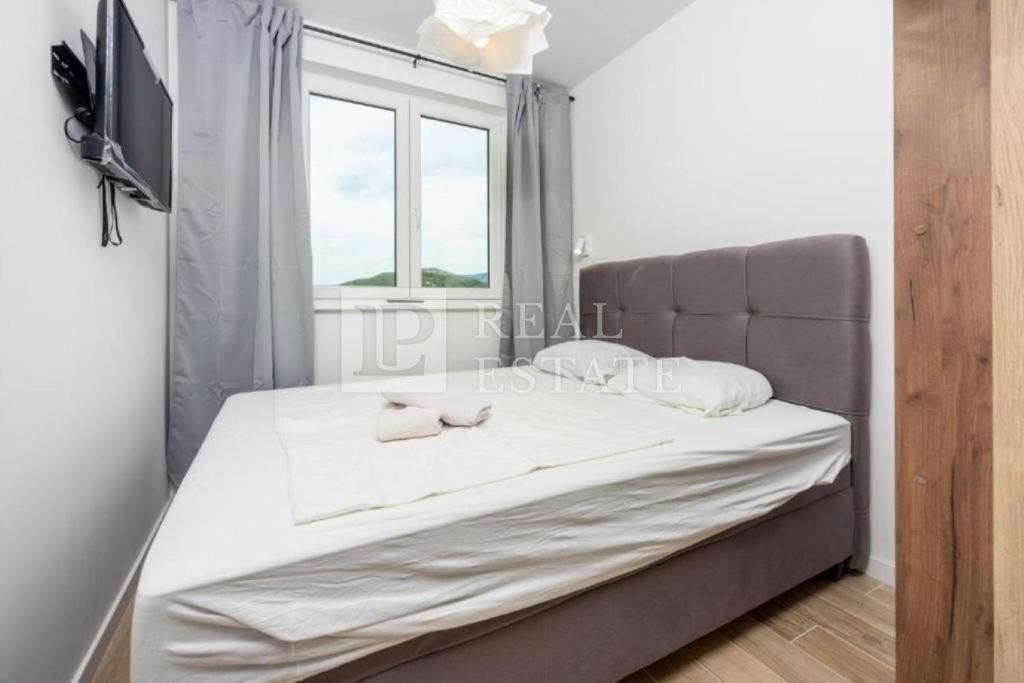 CRIKVENICA - nuovo edificio con vista mare aperto