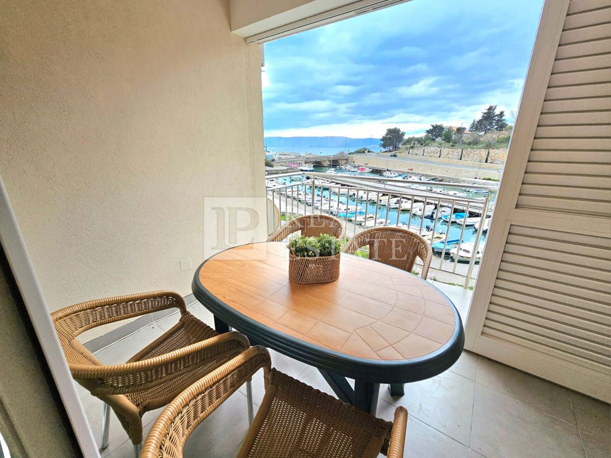 NOVI VINODOLSKI - Appartamento con 2 camere da letto in una posizione fantastica