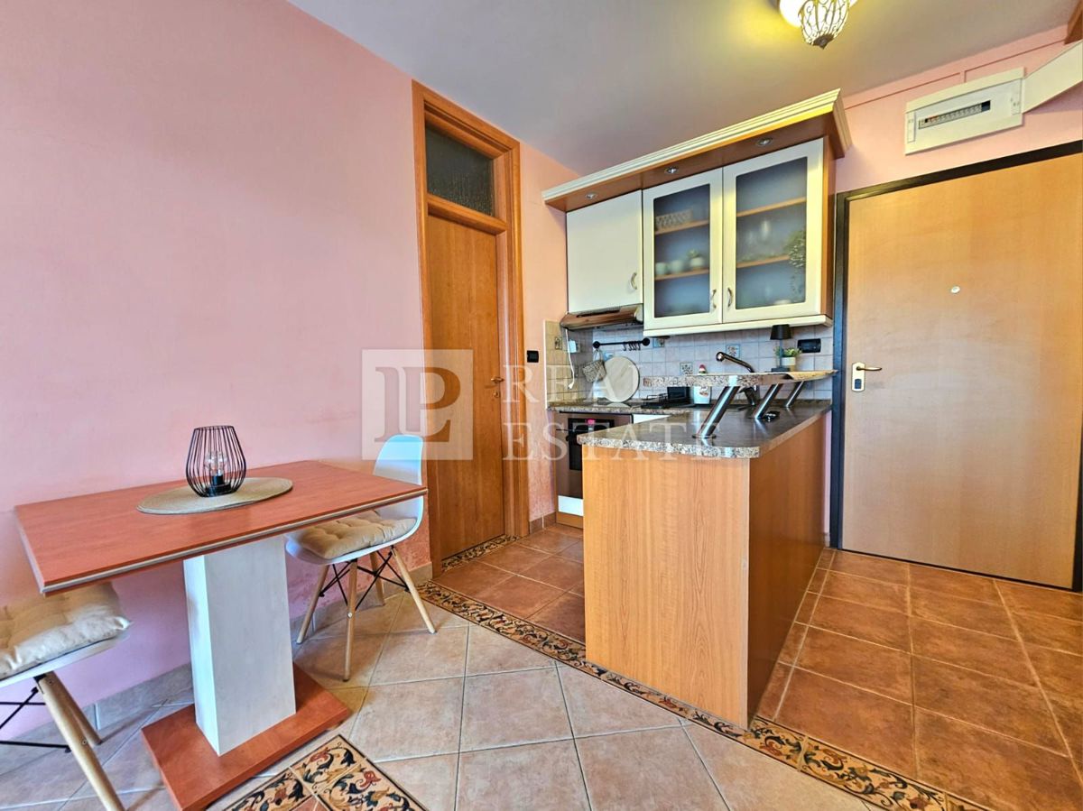 NOVI VINODOLSKI - Appartamento con 2 camere da letto in una posizione fantastica