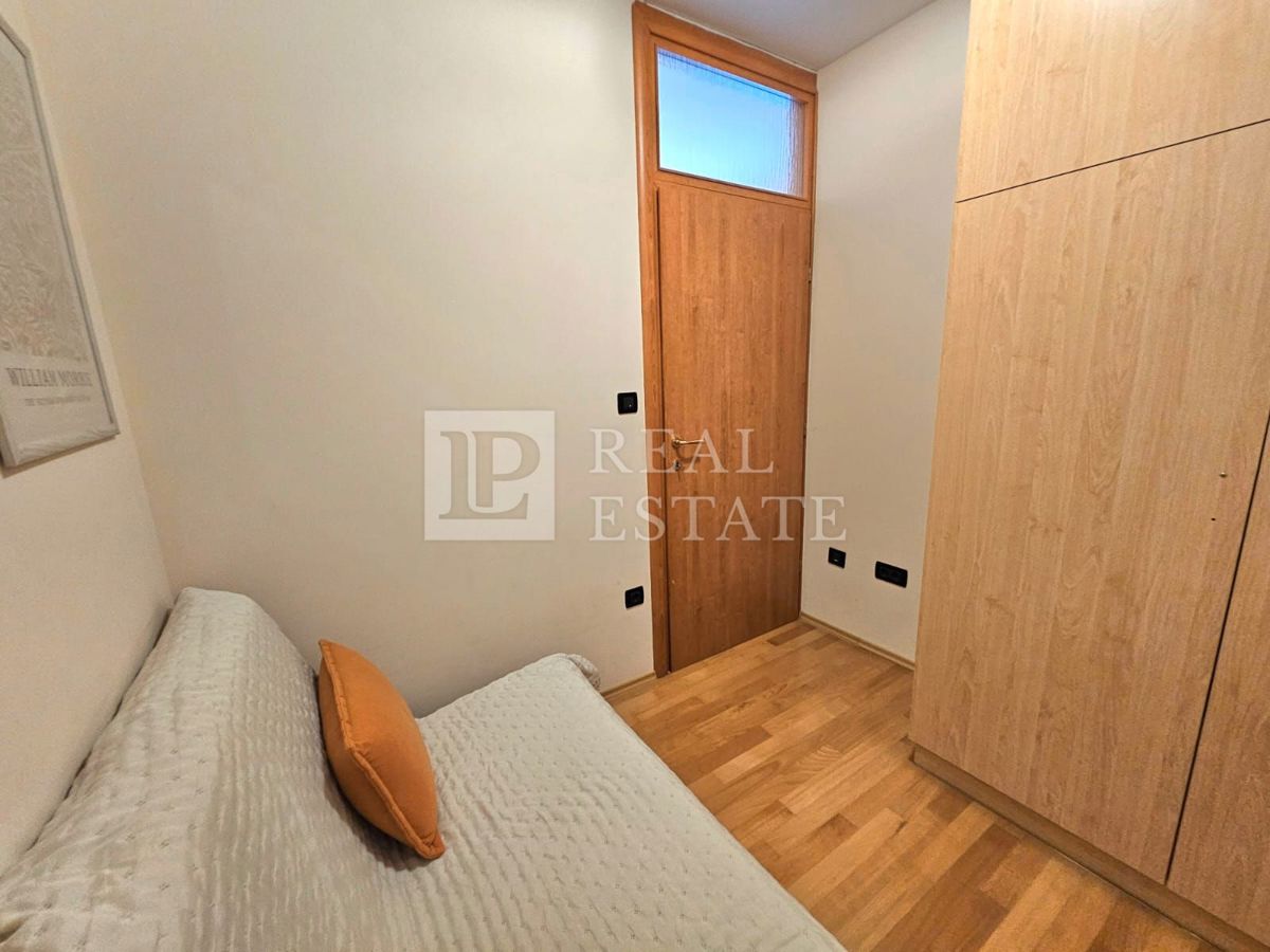 NOVI VINODOLSKI - Appartamento con 2 camere da letto in una posizione fantastica