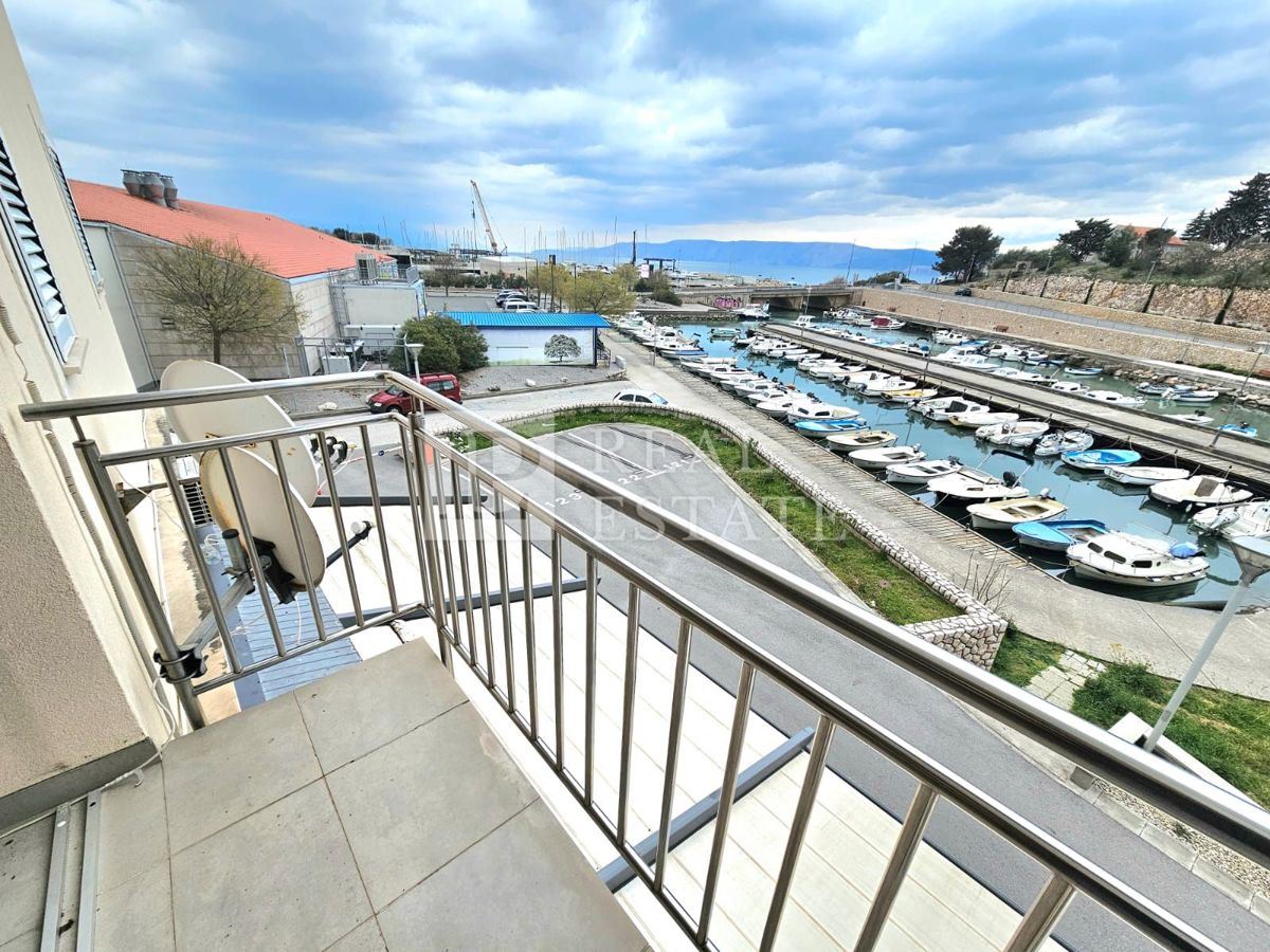 NOVI VINODOLSKI - Appartamento con 2 camere da letto in una posizione fantastica