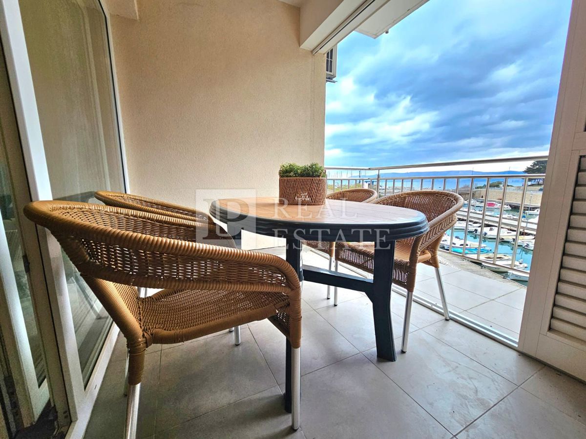 NOVI VINODOLSKI - Appartamento con 2 camere da letto in una posizione fantastica