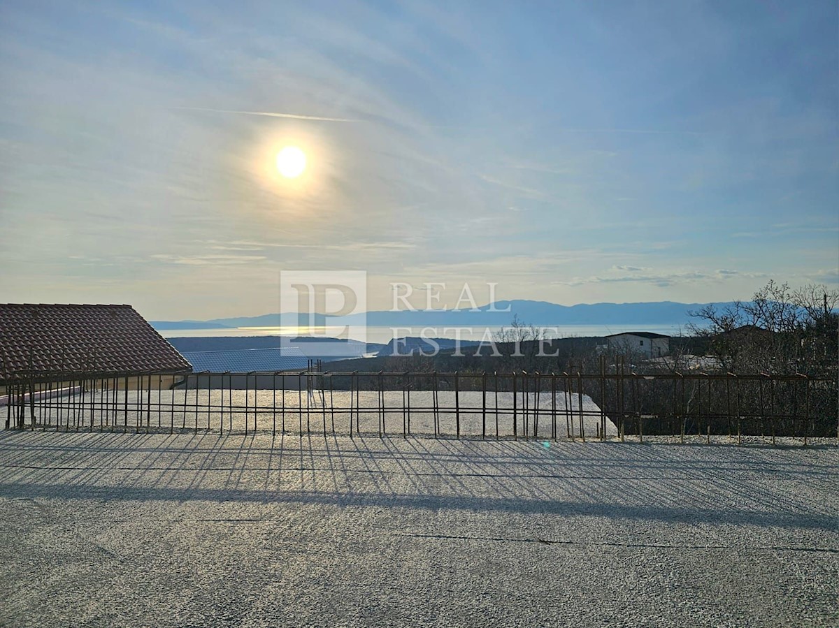 ŠMRIKA - la costruzione è iniziata con la vista sul mare