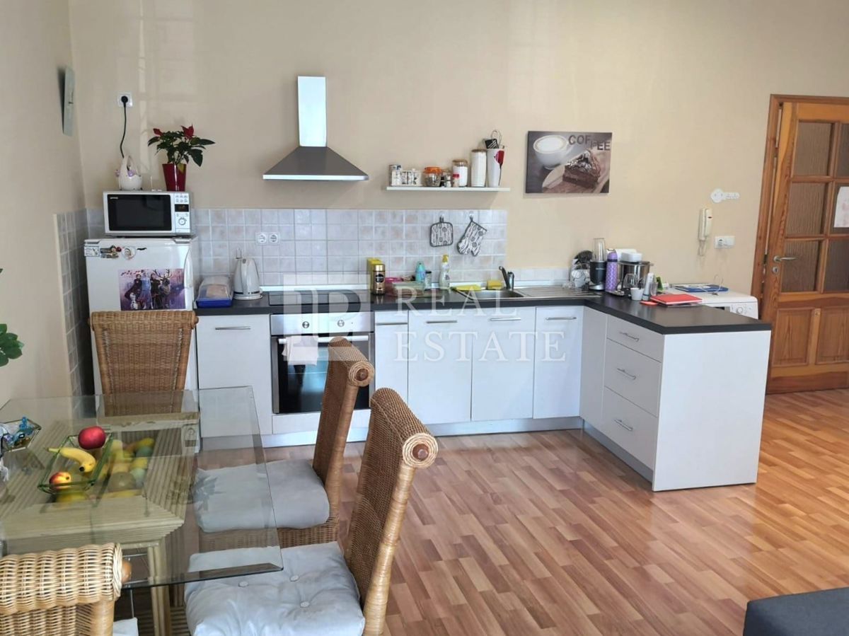 CRIKVENICA - appartamento con due camere da letto nel centro della città