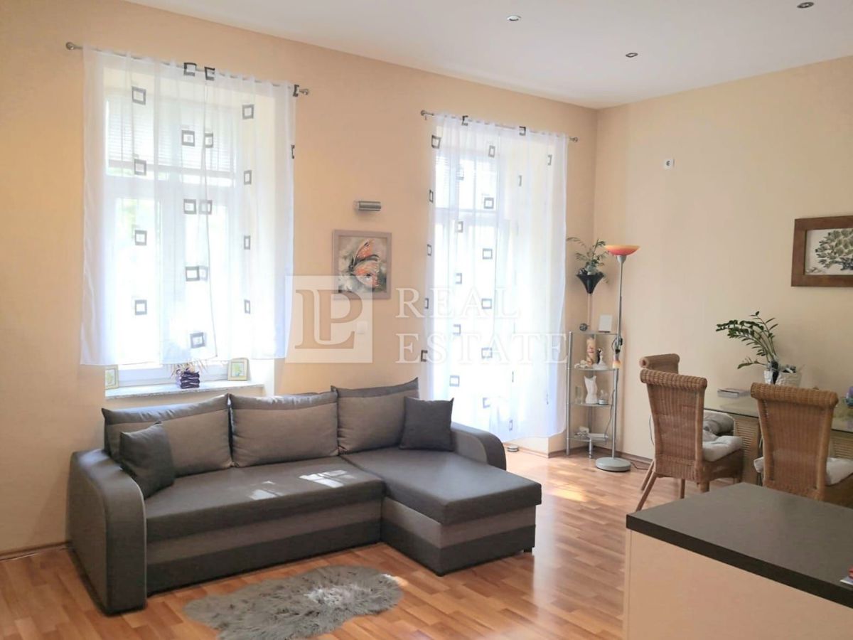 CRIKVENICA - appartamento con due camere da letto nel centro della città