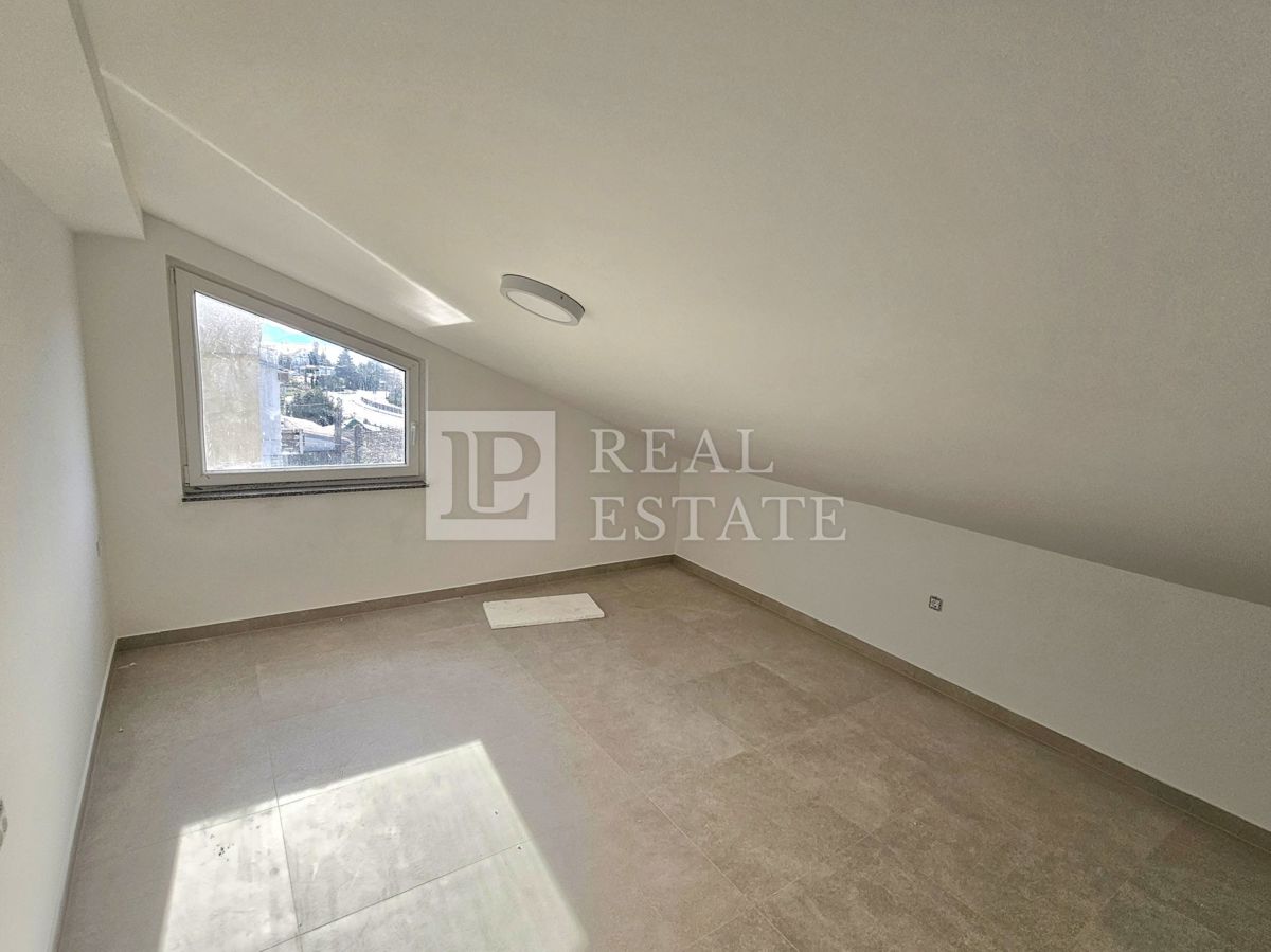 CRIKVENICA - appartamento con due camere da letto con vista mare