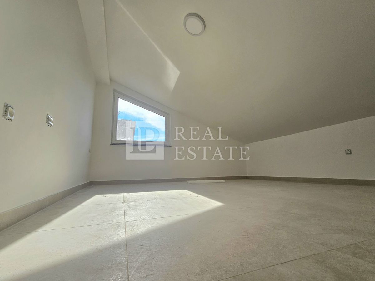 CRIKVENICA - appartamento con due camere da letto con vista mare