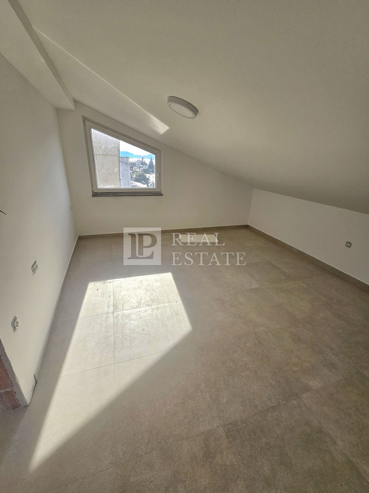 CRIKVENICA - appartamento con due camere da letto con vista mare