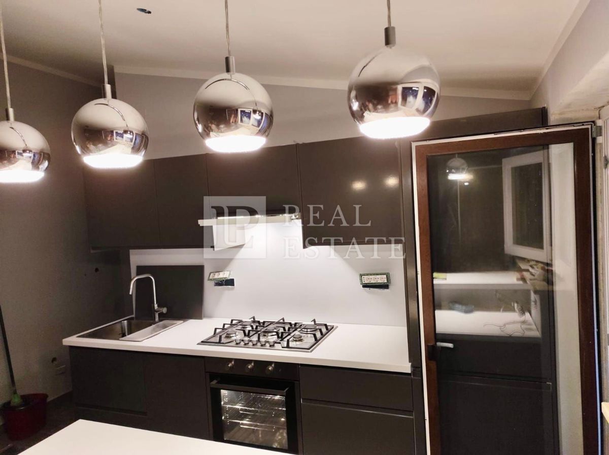 NOVI VINODOLSKI - appartamento con vista mare in centro