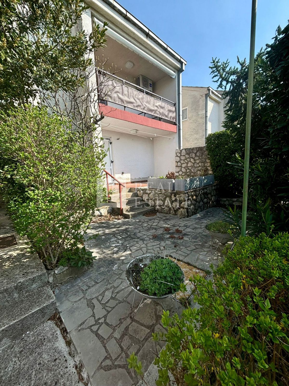 KLENOVICA - appartamento con ampio giardino