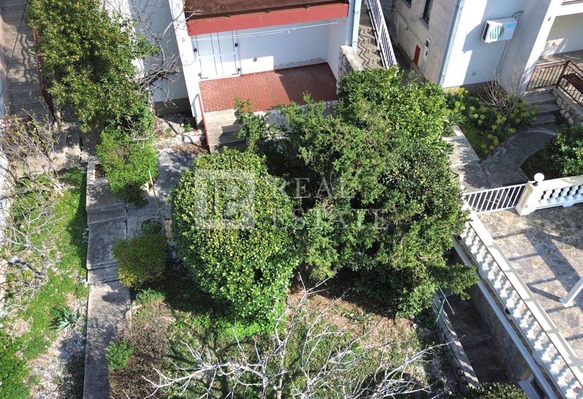 KLENOVICA - appartamento con ampio giardino