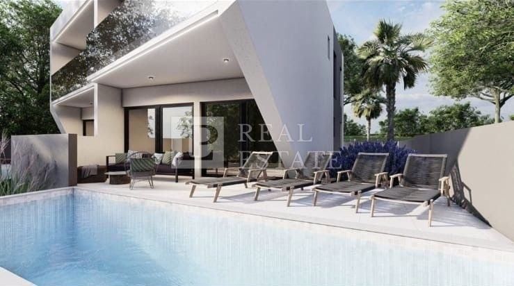 JADRANOVO - bellissima villa di nuova costruzione con piscina