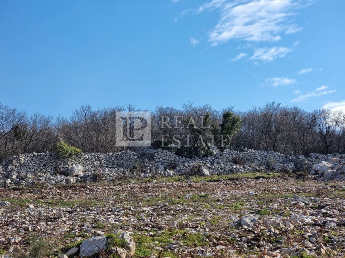 KLENOVICA, NOVI VINODOLSKI - terreno edificabile a 200 metri dal mare