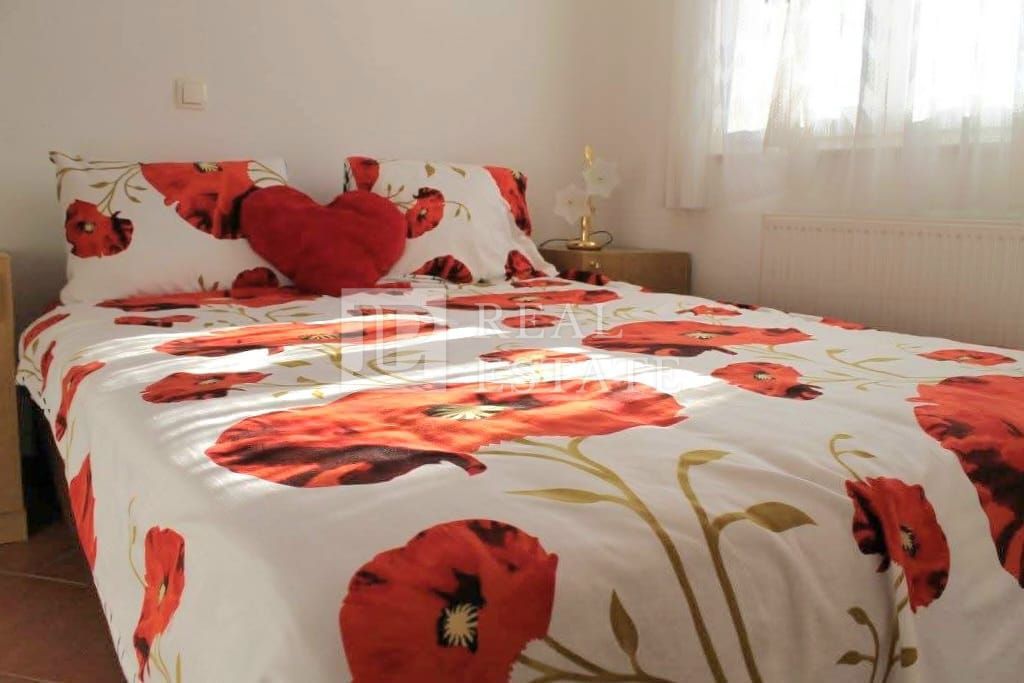 NOVI VINODOLSKI - condominio con servizio di ristorazione