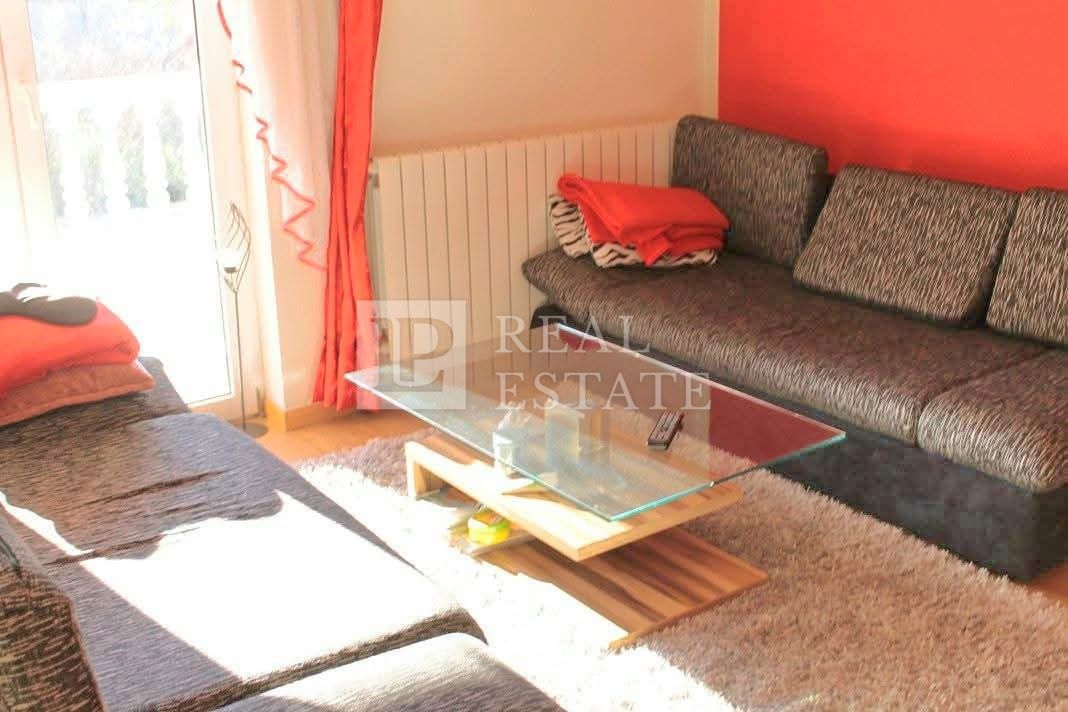 NOVI VINODOLSKI - condominio con servizio di ristorazione