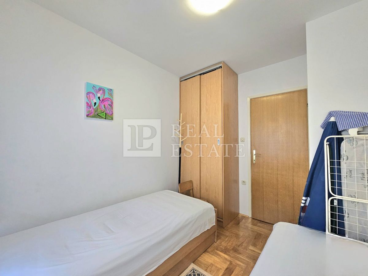 CRIKVENICA - Appartamento con 2 camere da letto a 450 metri dal mare