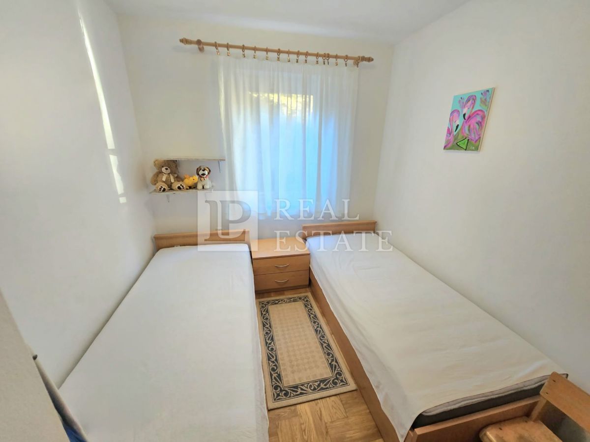 CRIKVENICA - Appartamento con 2 camere da letto a 450 metri dal mare