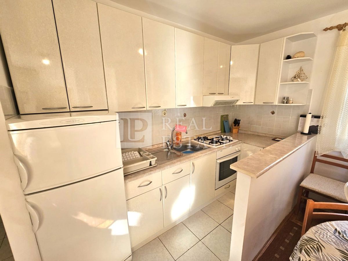 CRIKVENICA - Appartamento con 2 camere da letto a 450 metri dal mare