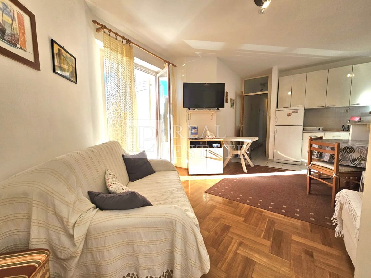 CRIKVENICA - Appartamento con 2 camere da letto a 450 metri dal mare