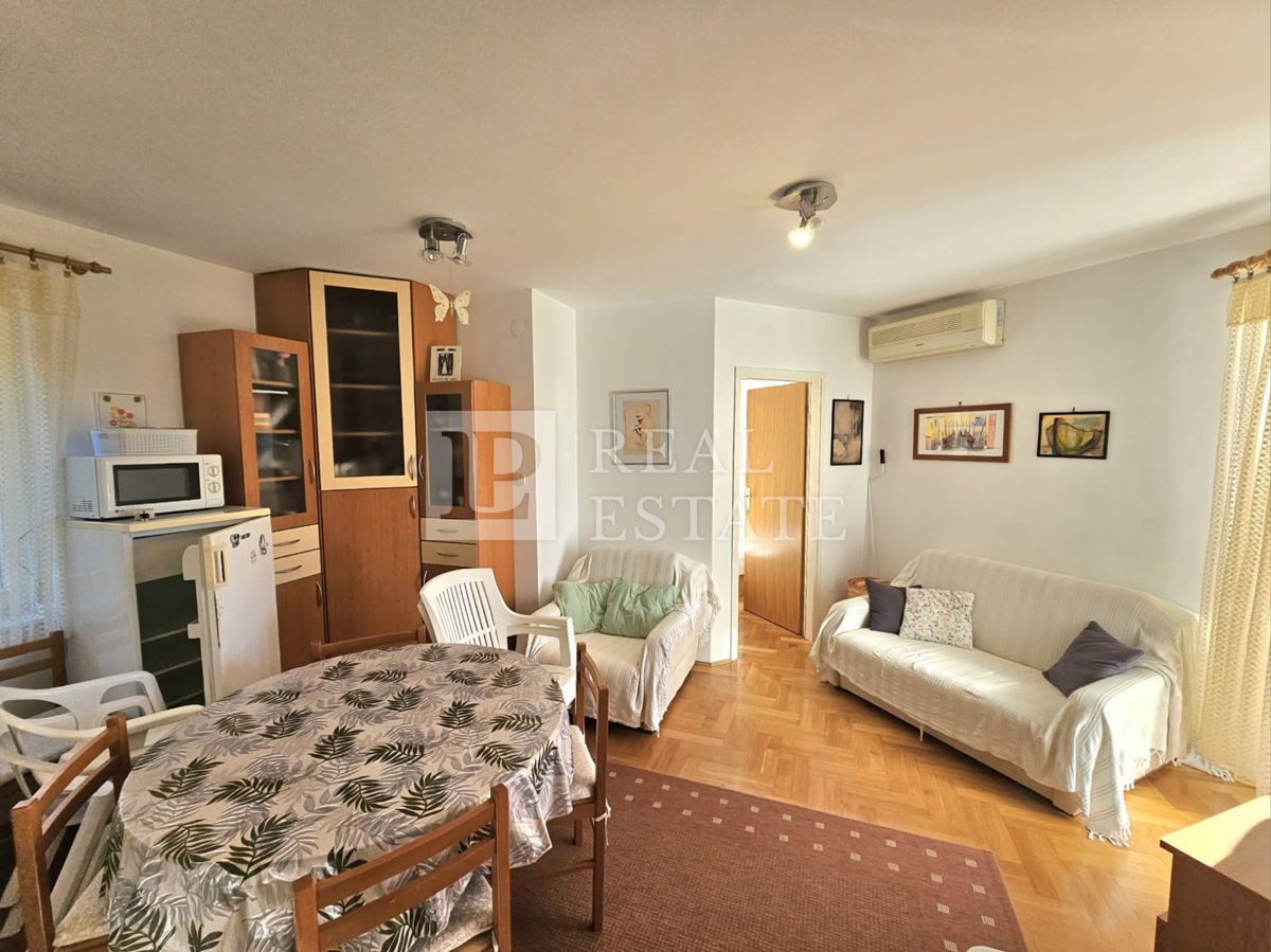 CRIKVENICA - Appartamento con 2 camere da letto a 450 metri dal mare