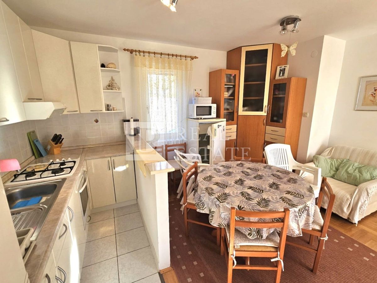 CRIKVENICA - Appartamento con 2 camere da letto a 450 metri dal mare