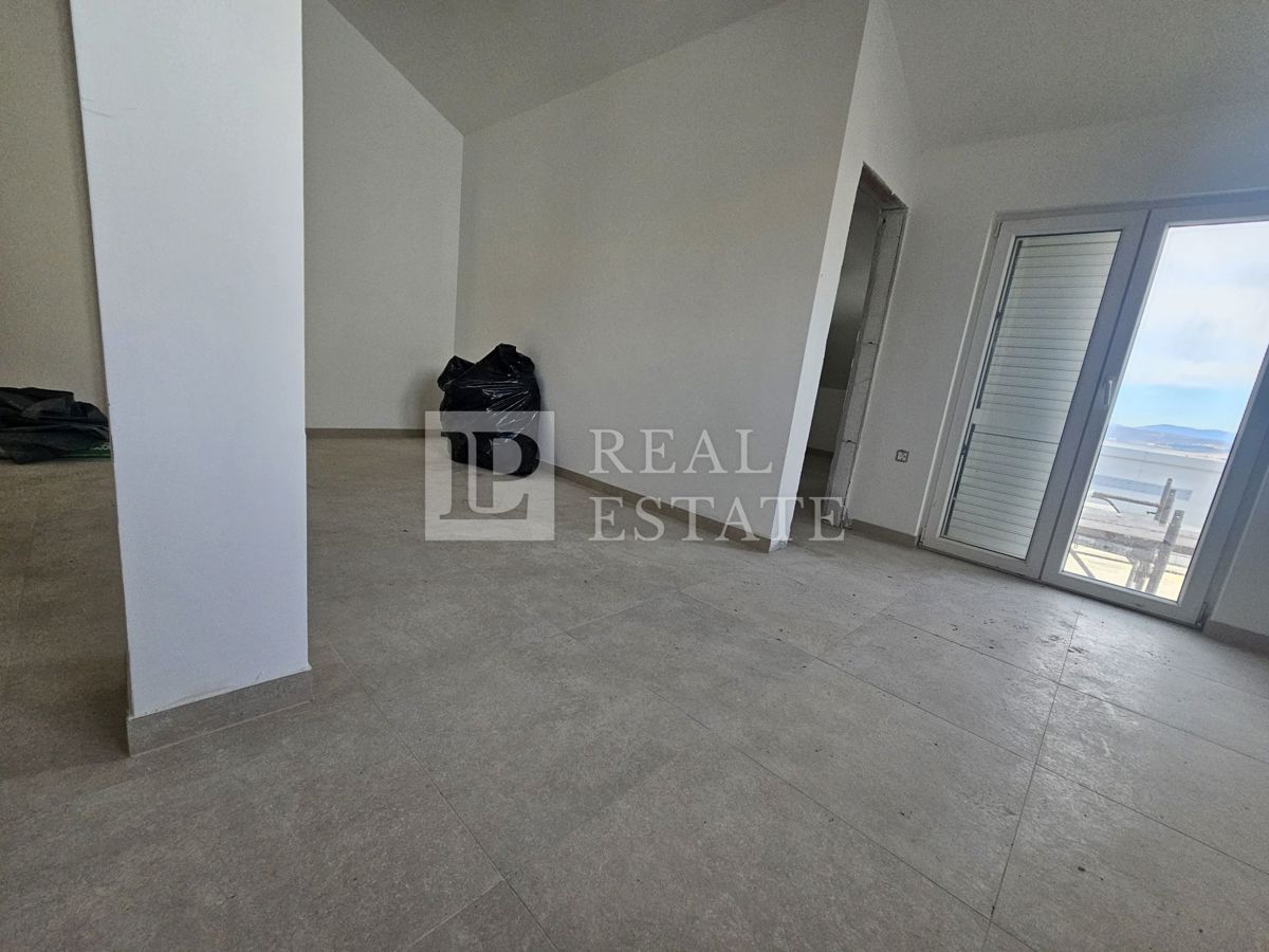 CRIKVENICA - appartamento con una camera da letto in una posizione trafficata