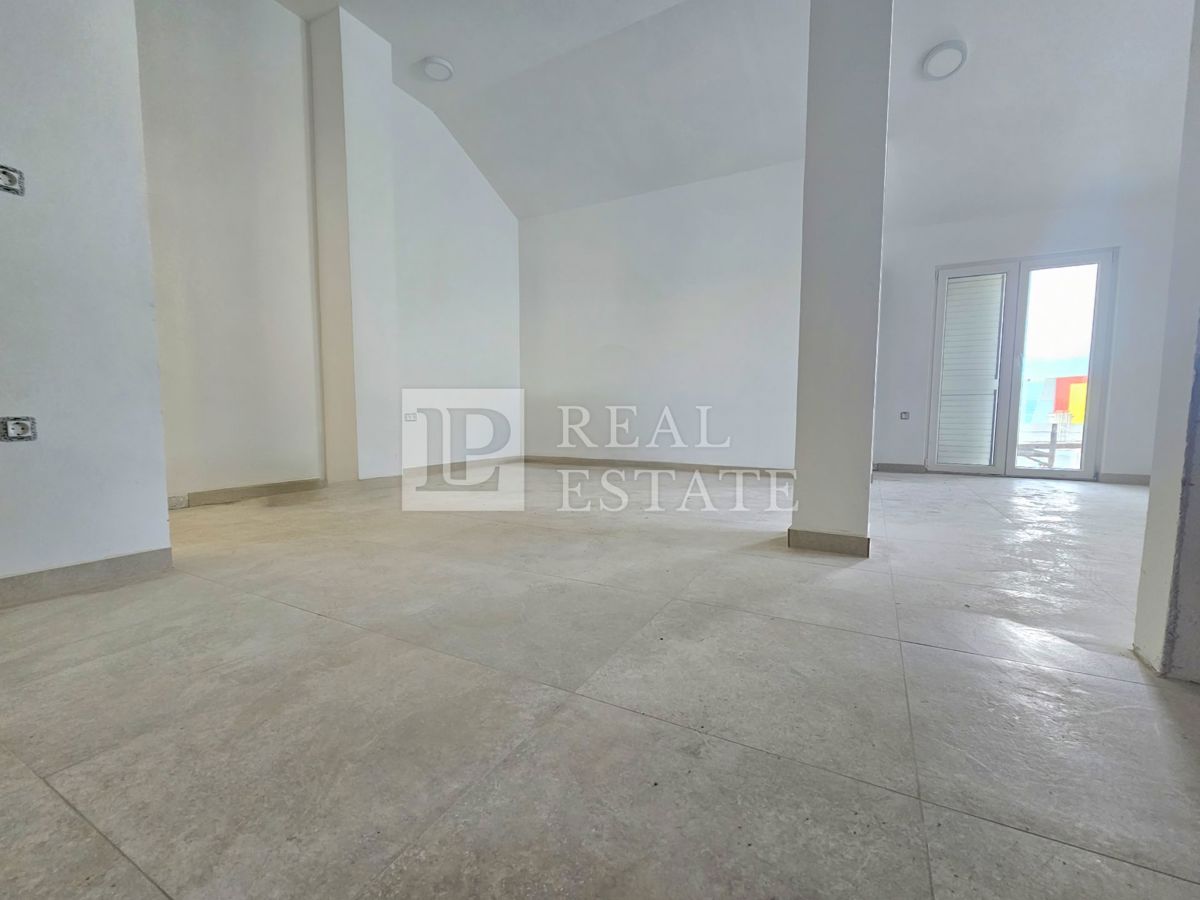 CRIKVENICA - appartamento con una camera da letto in una posizione trafficata