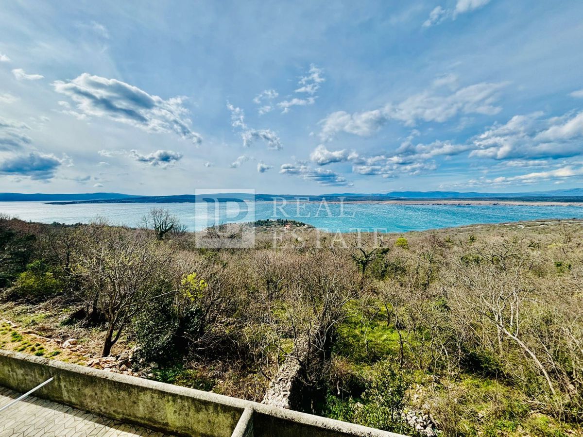 JADRANOVO – appartamento bilocale completamente arredato con splendida vista mare