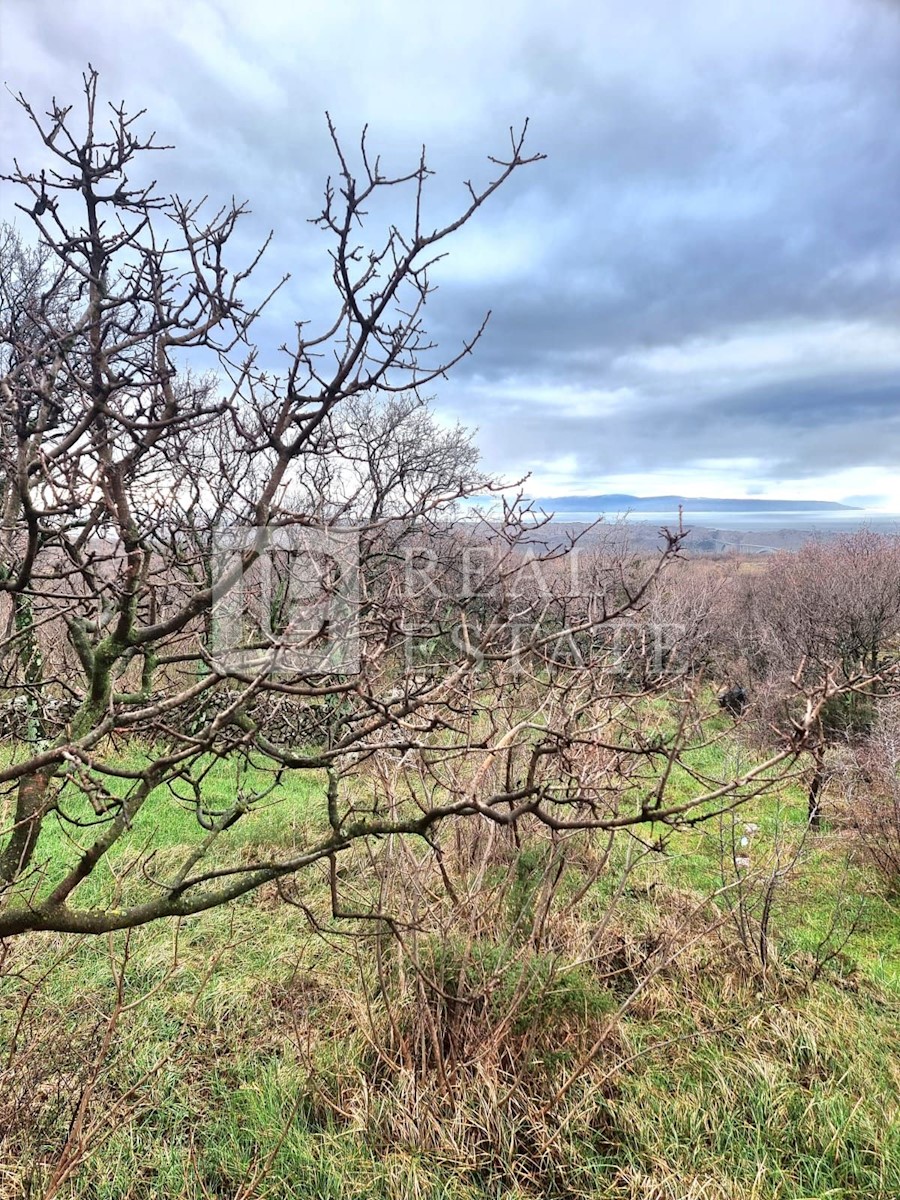 ŠMRIKA - terreno edificabile con vista mare